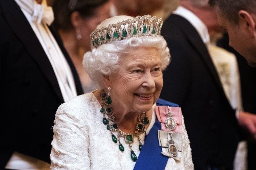 Queen Elizabeth достигнет главной королевской вехи в эти выходные